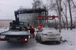 Внимание, идет уборка улиц! Работает автоэвакуатор!