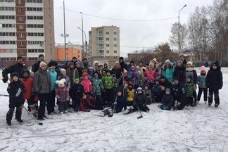 Праздник для жителей Орджоникидзевского района «Все на Лёд»