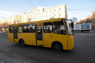 У популярных автобусов, которые ездят с Уралмаша на ЖБИ, изменится маршрут