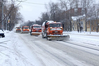 Вниманию водителей! В Орджоникидзевском ведется уборка снега