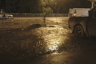 Сегодня ночью проспект Космонавтов затопила горячая вода