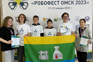 Школьники Уралмаша стали обладателями золотой и серебряной медали фестиваля по робототехнике