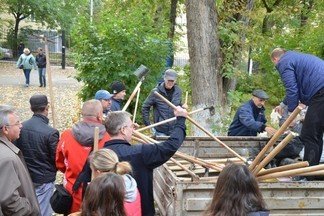 В парке «Эльмашевский» состоялся субботник