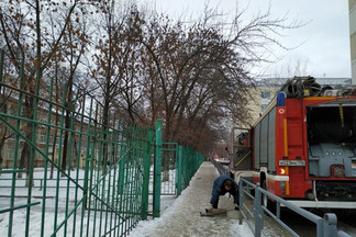 В Екатеринбурге в школе произошёл пожар