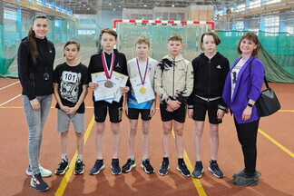 «Шиповка юных»: школьники Орджоникидзевского приняли участие в легкоатлетическом многоборье