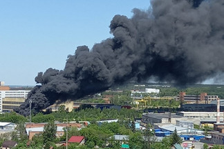 Во время мощного пожара  на Эльмаше случился взрыв