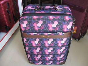 Магазин сумок ЭКОНОМАРКЕТ Чемодан дорожный, фиолетовый - фото 1